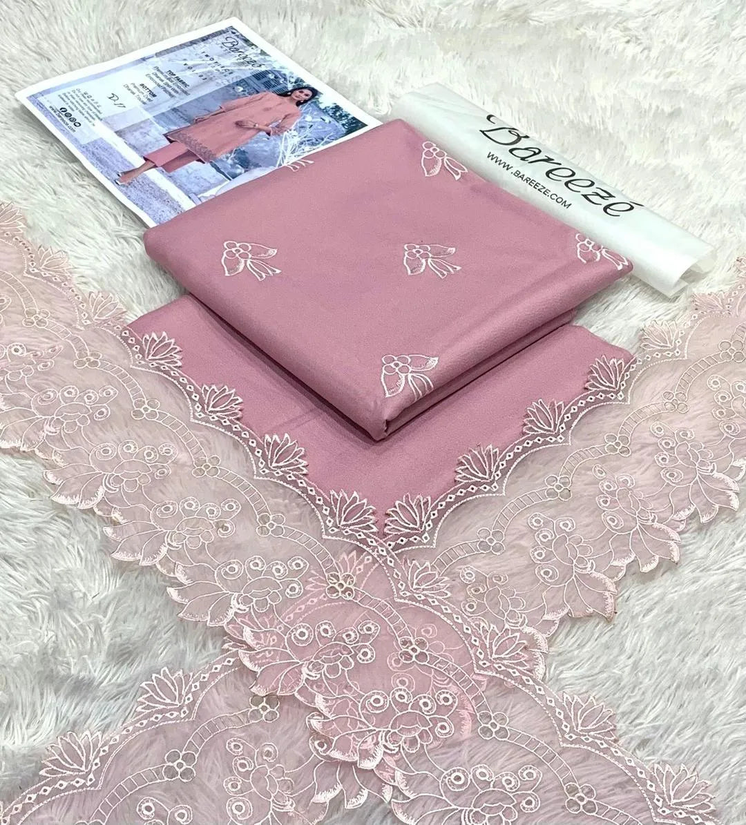 Embroidered Lawn 2-Piece Suit - Shirt & Trouser